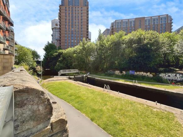 Leeds and Liverpool Canal