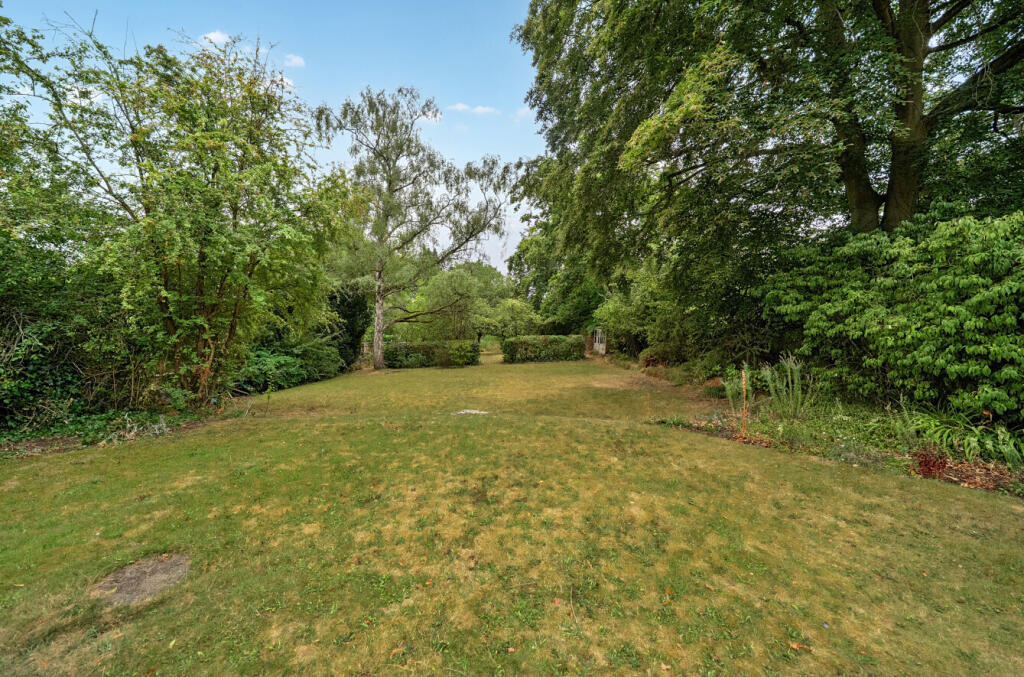 South Facing Gardens