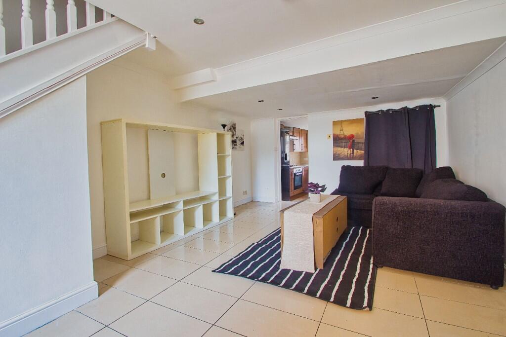 Old Oak Common Lane, London, W3