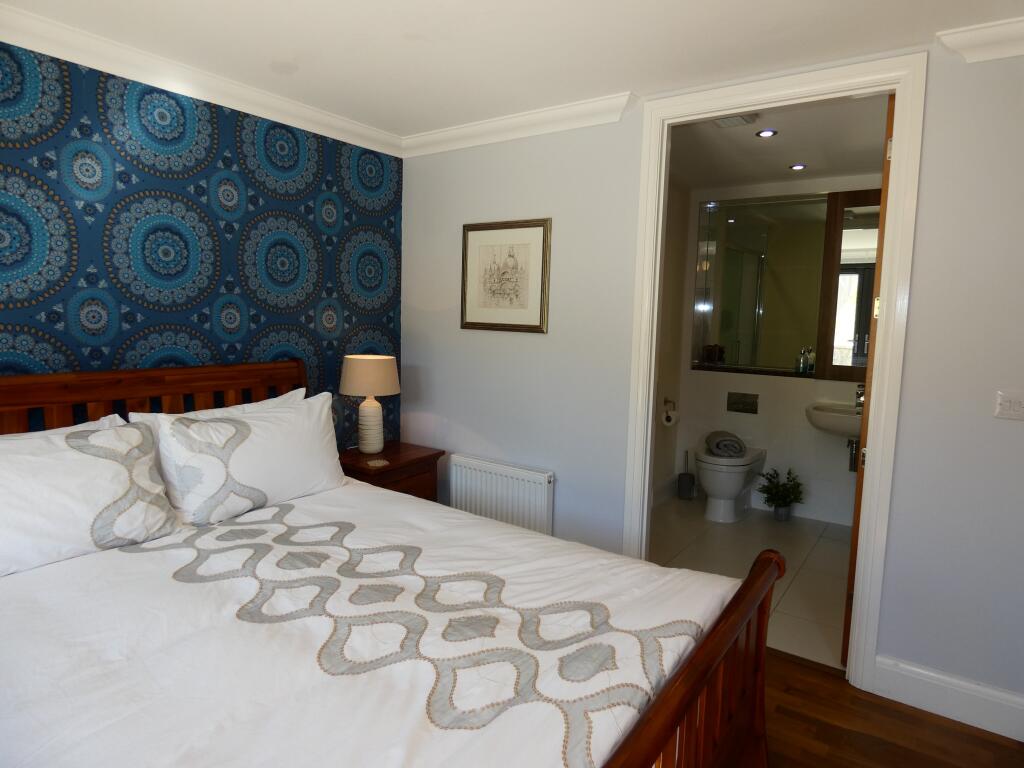 BEDROOM 4 / FAMILY ROOM