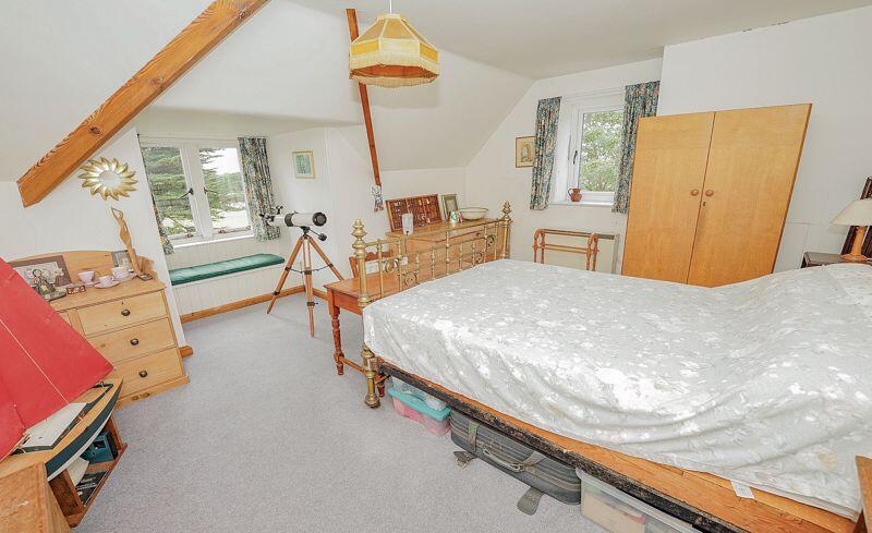 Bedroom 6 (Upper floor)