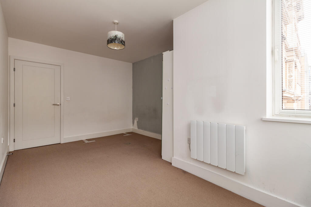 romrps-REA151118-6-T