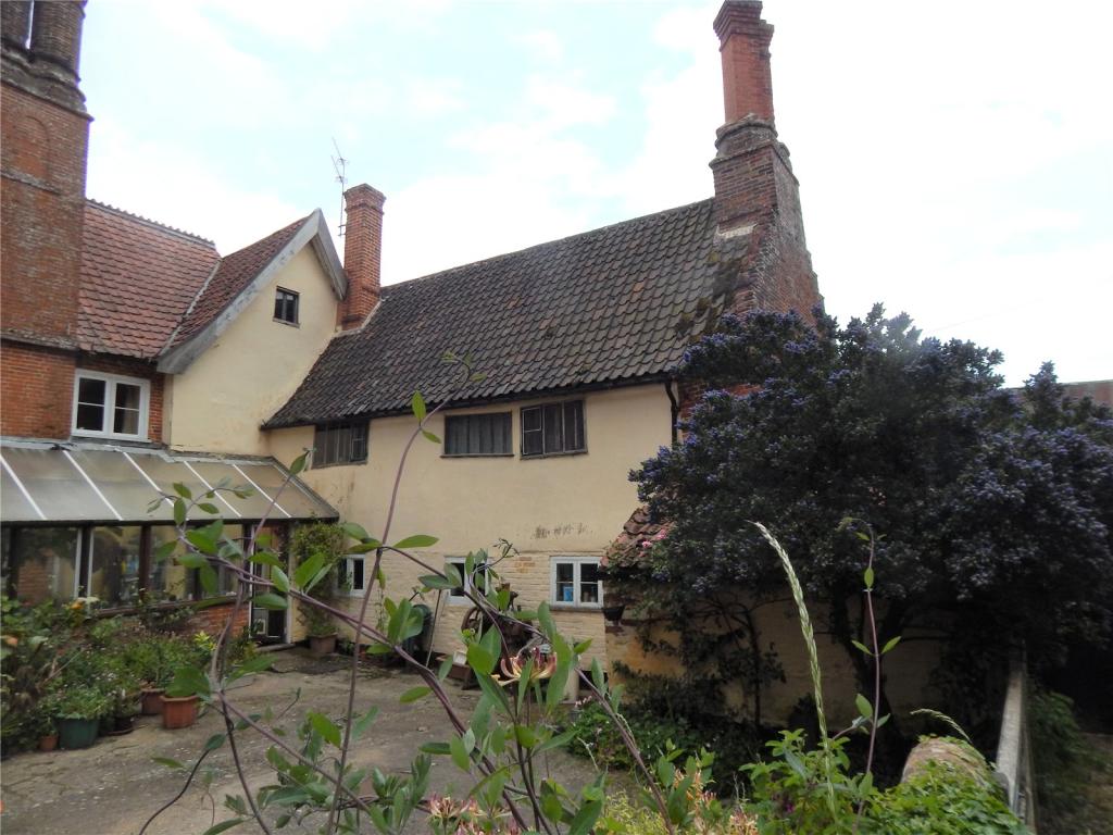 Milk Churn Cottage