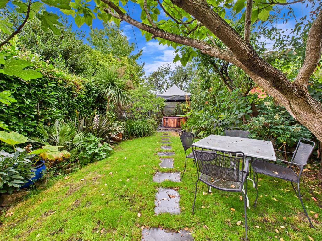 CAM05192G0-PR0116-STILL026