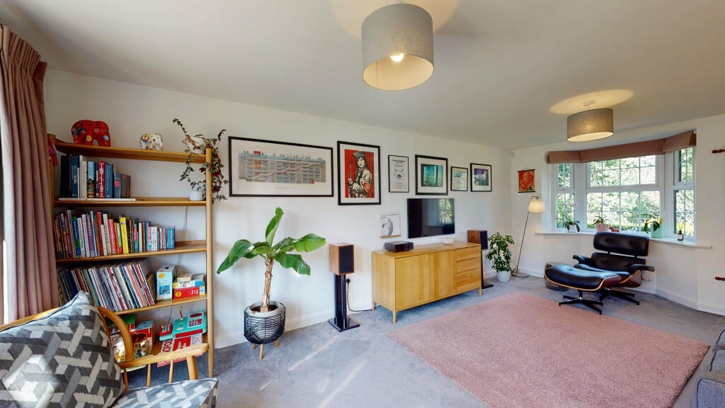 41-Riverside-Walk-04272023_141045