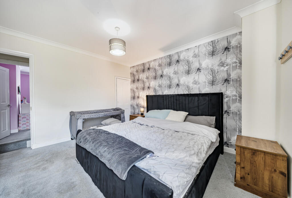 1354249-11-68d532...