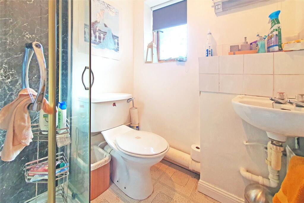 Ensuite Shower Room