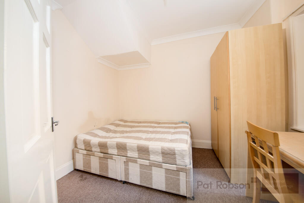 31 Deuchar Street393