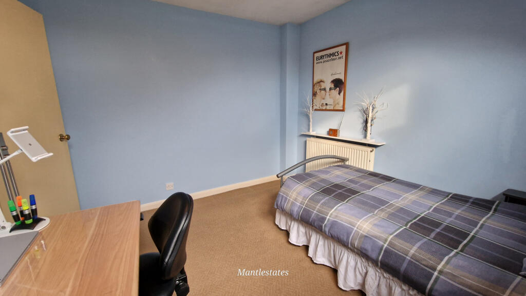 REAR BEDROOM (2)
