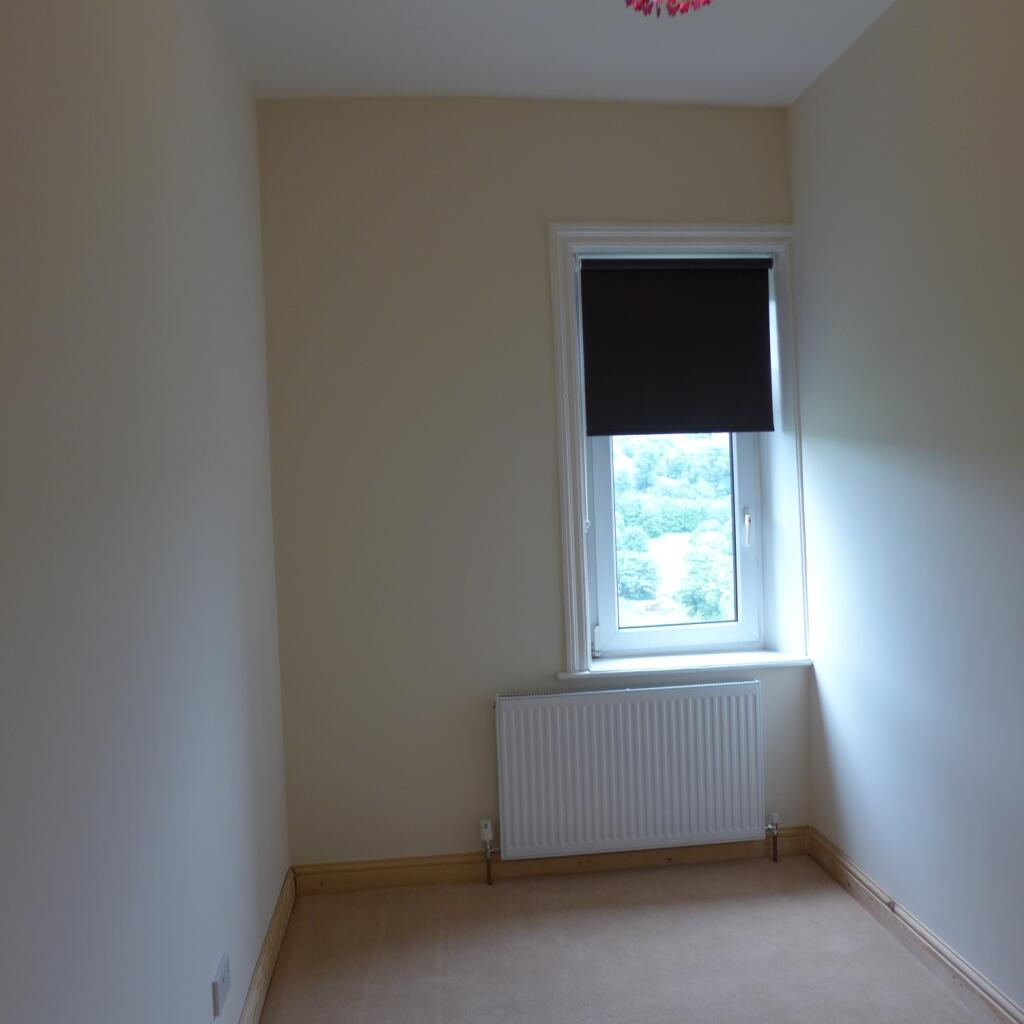 692 Manchester Rd (14)