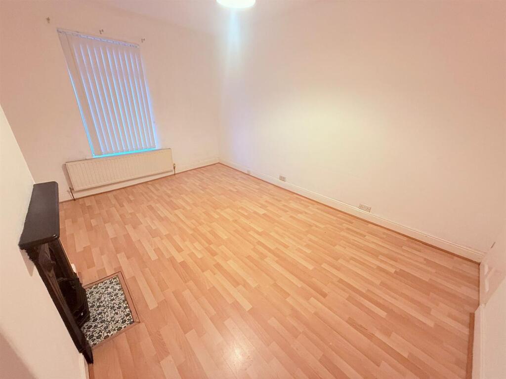 PHOTO-2025-10-30-09-06-36 (8).jpg