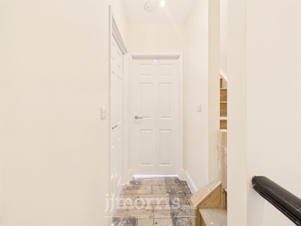 First Floor Landing (Split)