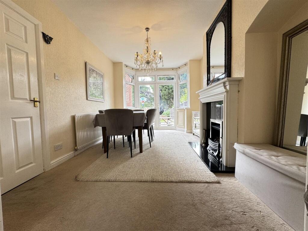 IMG_1524 (Large).JPG