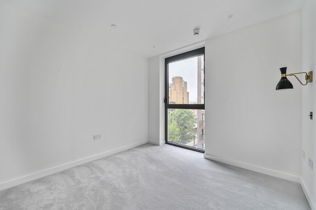 1331395-2-68823fa...