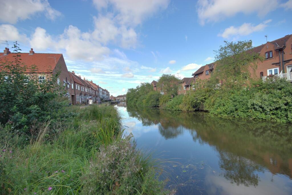 1 View of Beck