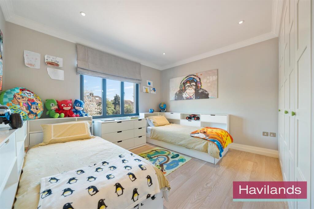 Queen Annes Grove-44.jpg