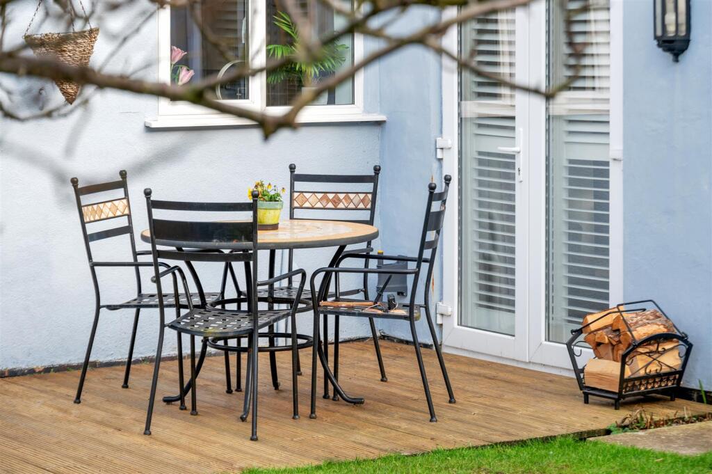 8 Hunters Rise PH-20.jpg