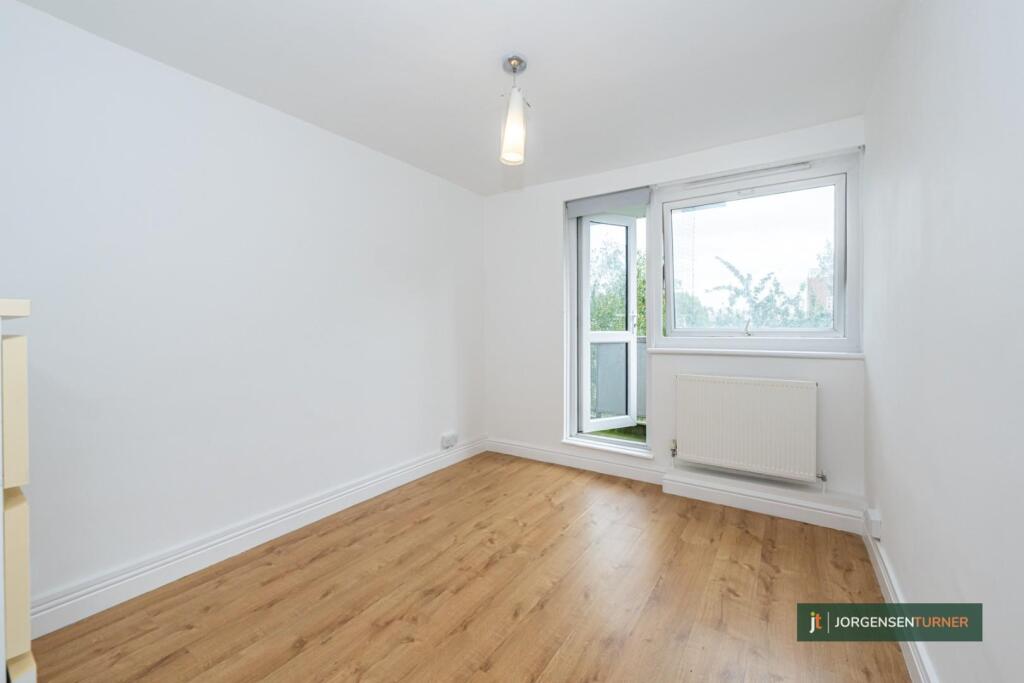 Shackleton Court 8-013 LR - JT.jpg