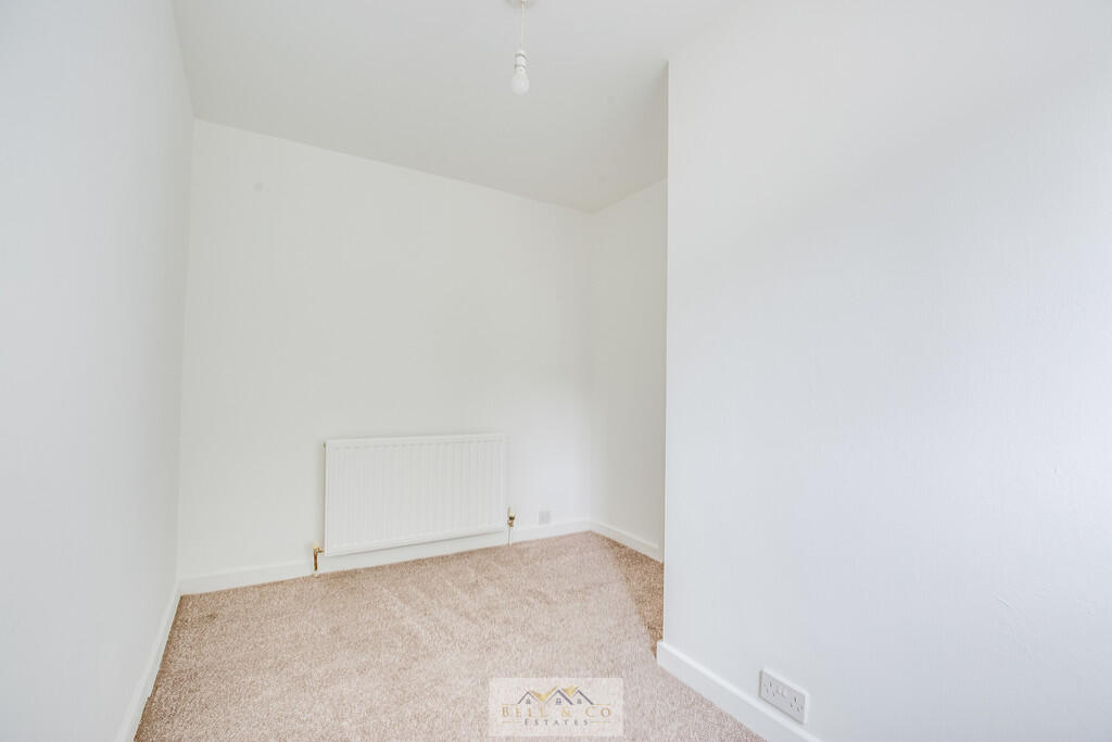 Bedroom 2.3
