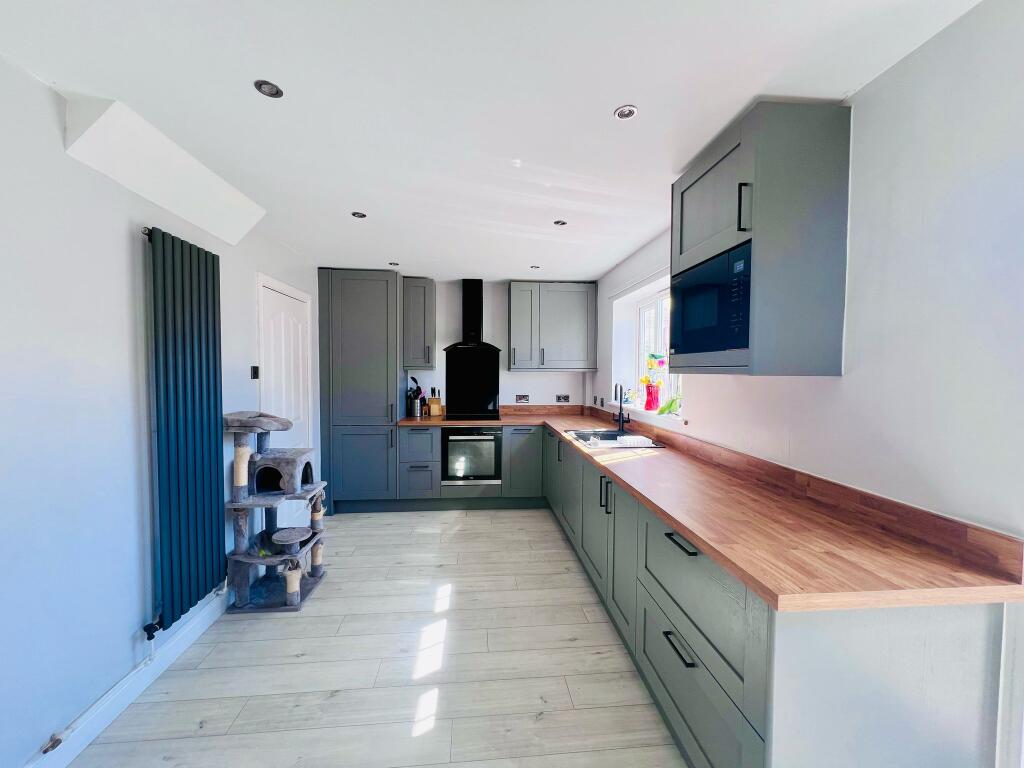KITCHEN (7).jpg
