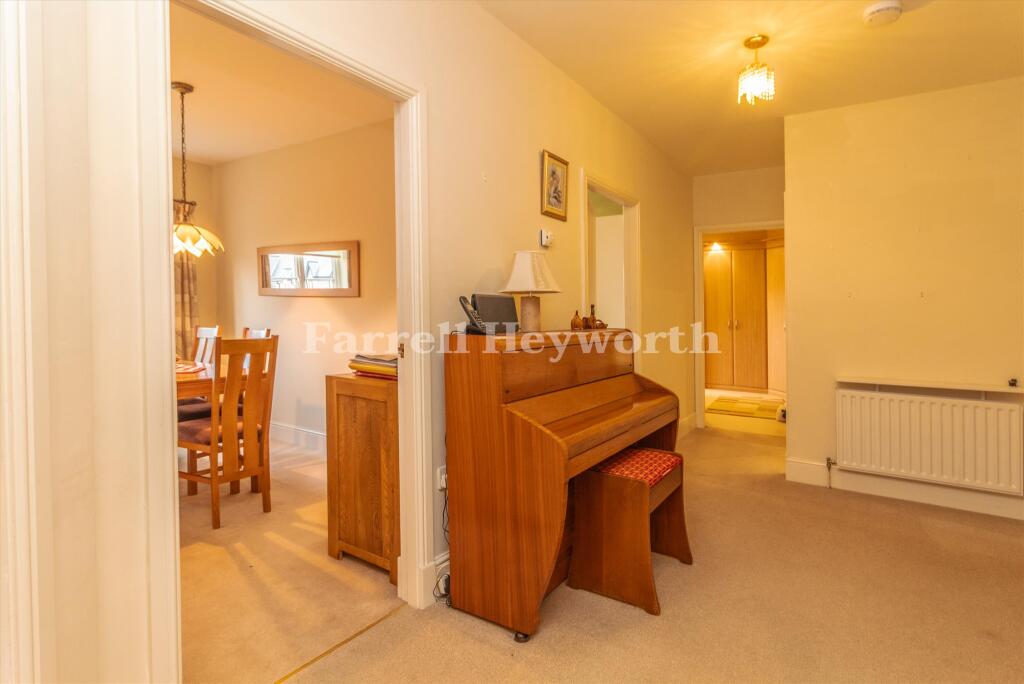 Spruce Avenue, Lancaster