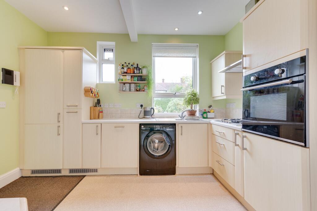 KITCHEN AND LIVING ROOM/DINER