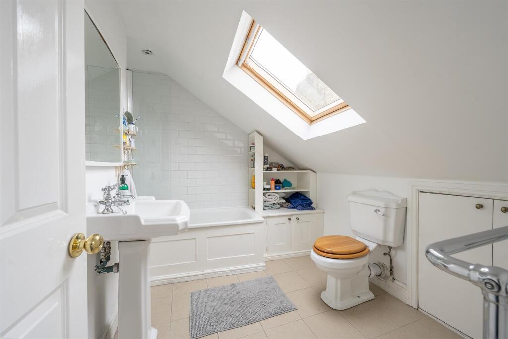 Higham Hill Road, E17