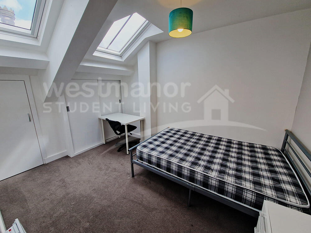 FLAT 14