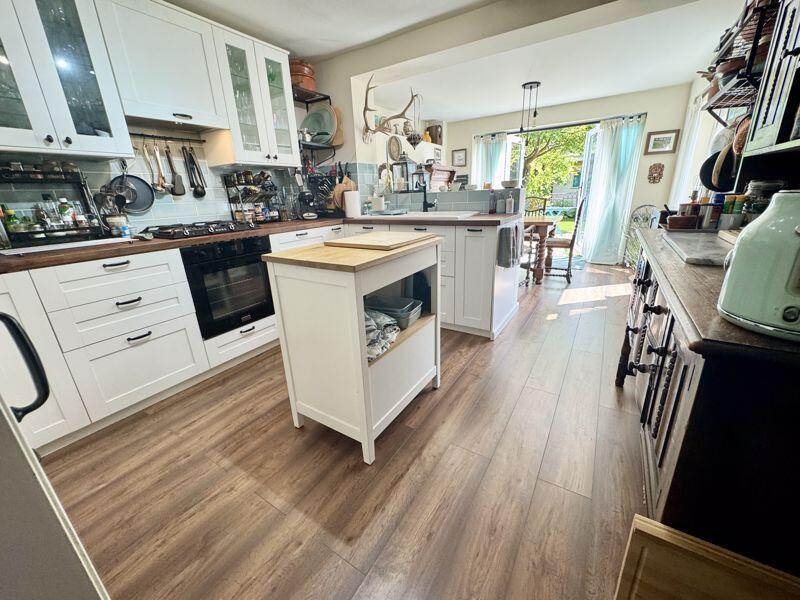 Open Plan Dining Kitchen 