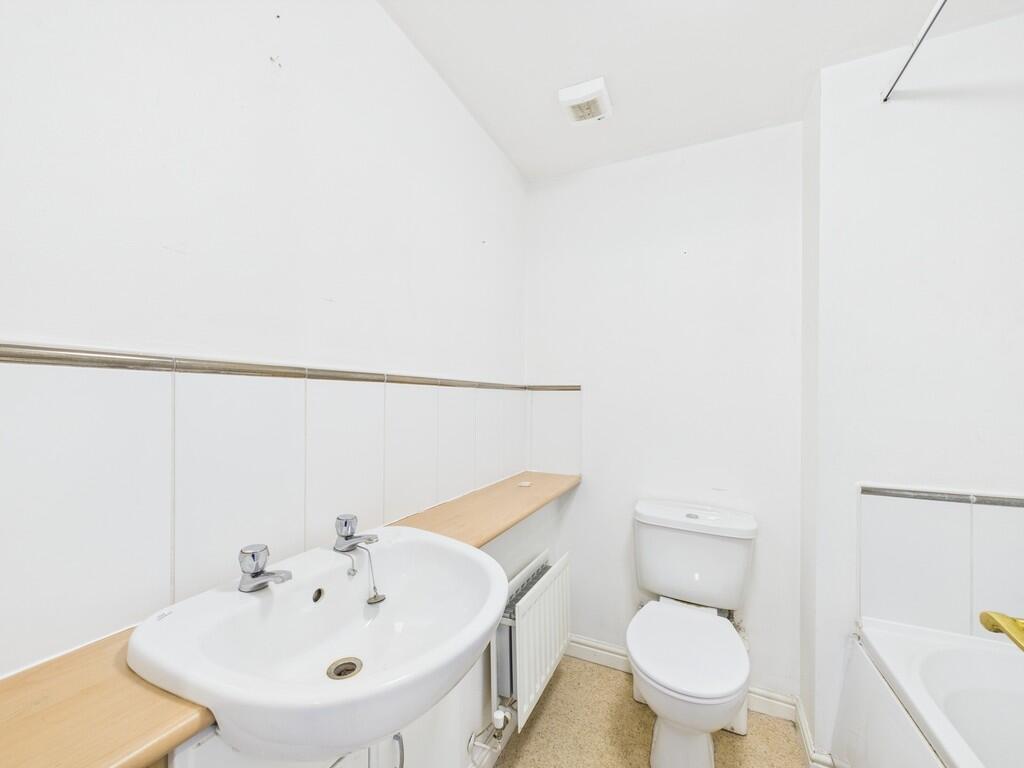 CAM01835G0-PR0179...