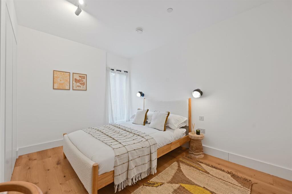 AR - The Sidings - BedroomC3 (1).JPG