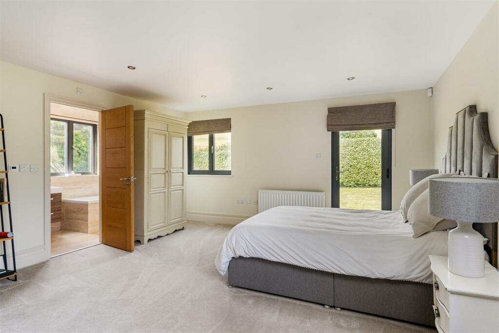 19, Roedean Crescent 320828  (88).jpg