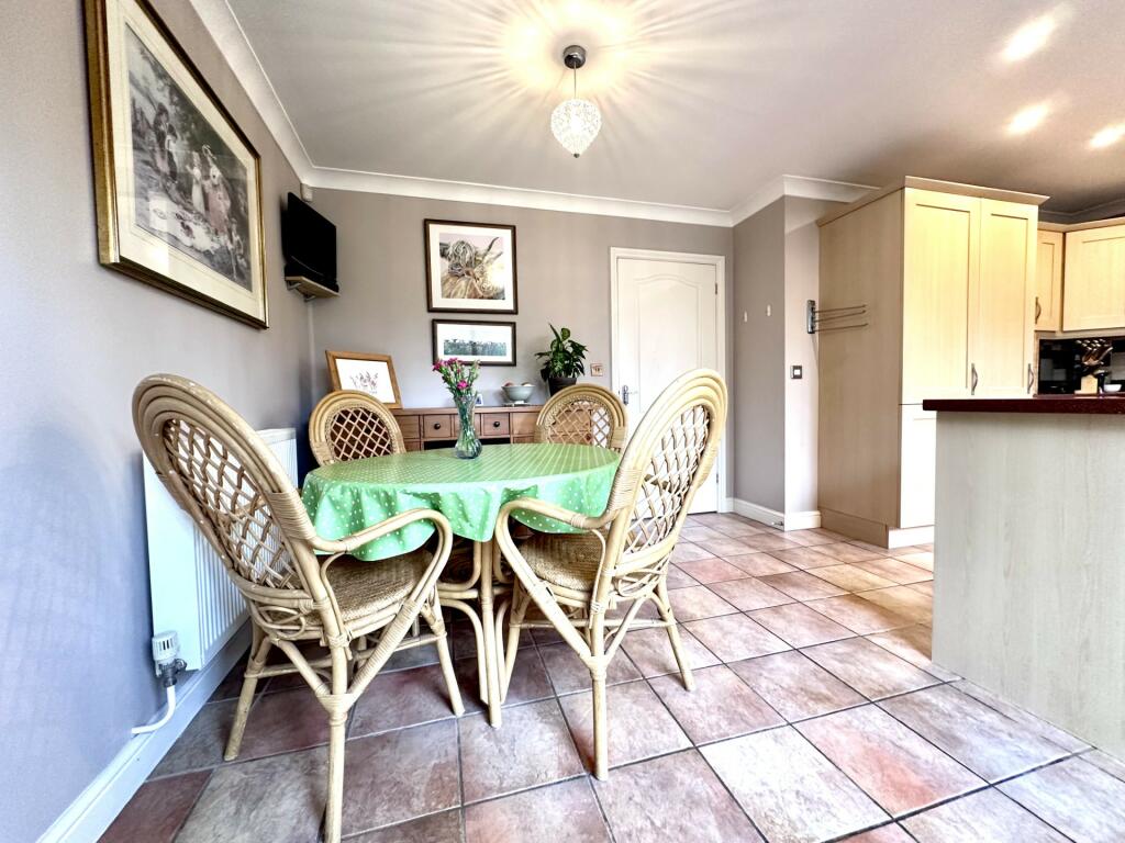 Breakfast Room