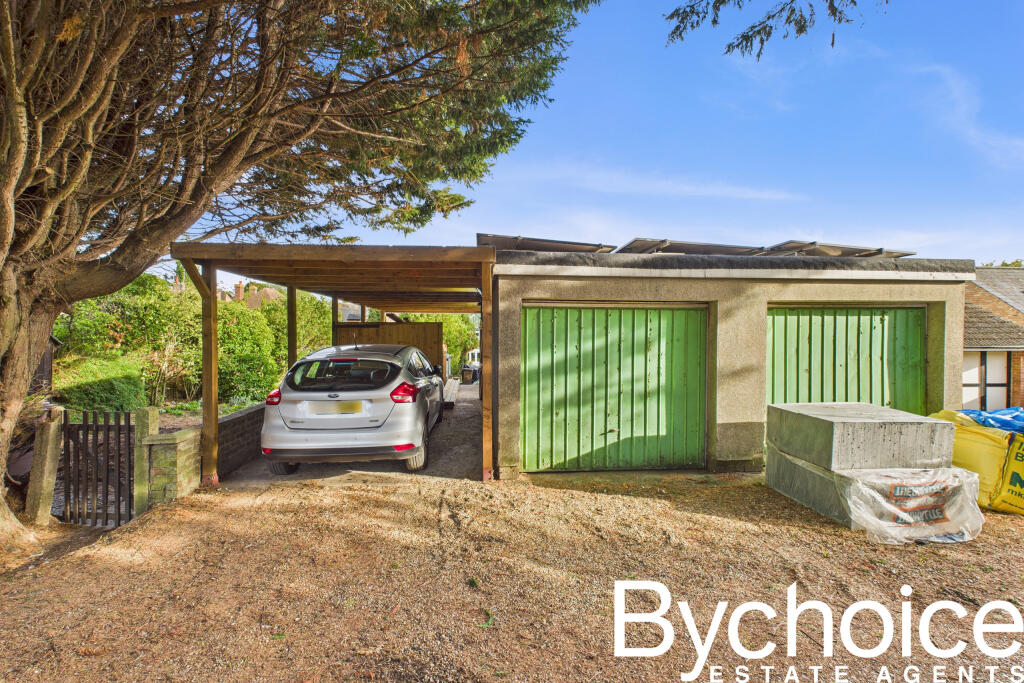 CAM05454G0-PR0057-STILL024