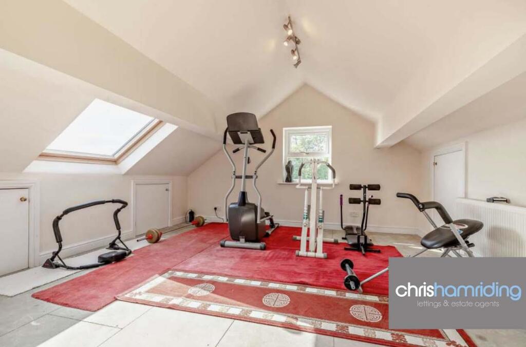 Screenshot 2023-10-02 222251.jpg