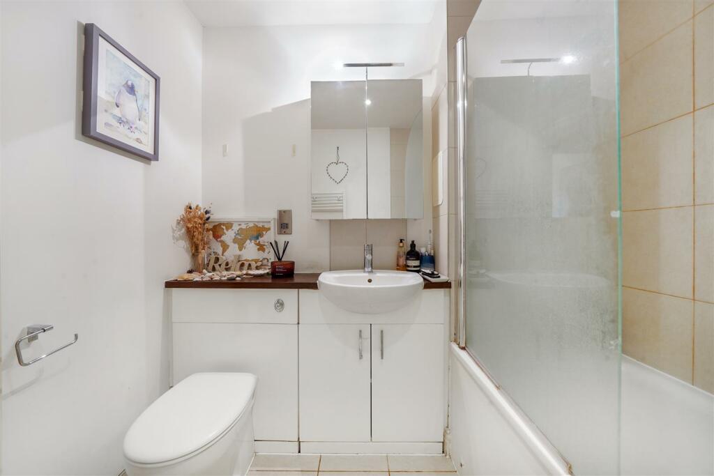 Flat 12, Pryce House - At1vVpJDzjuc2oEFqFi6.jpg