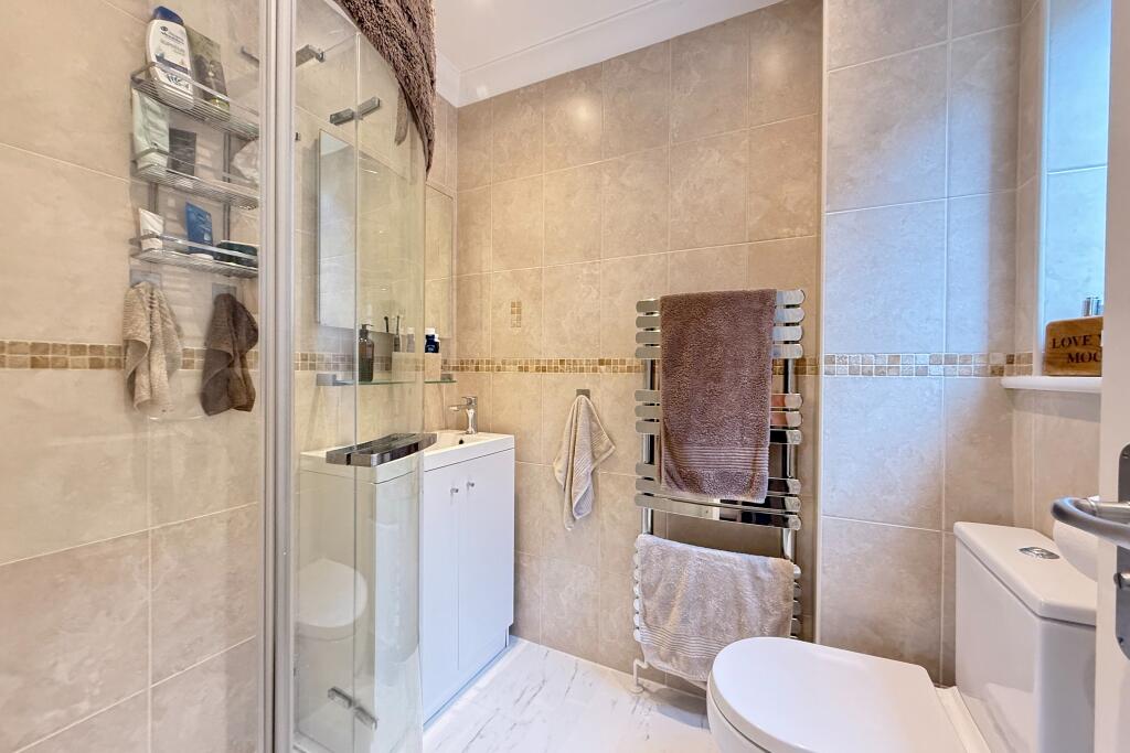 En-suite shower room