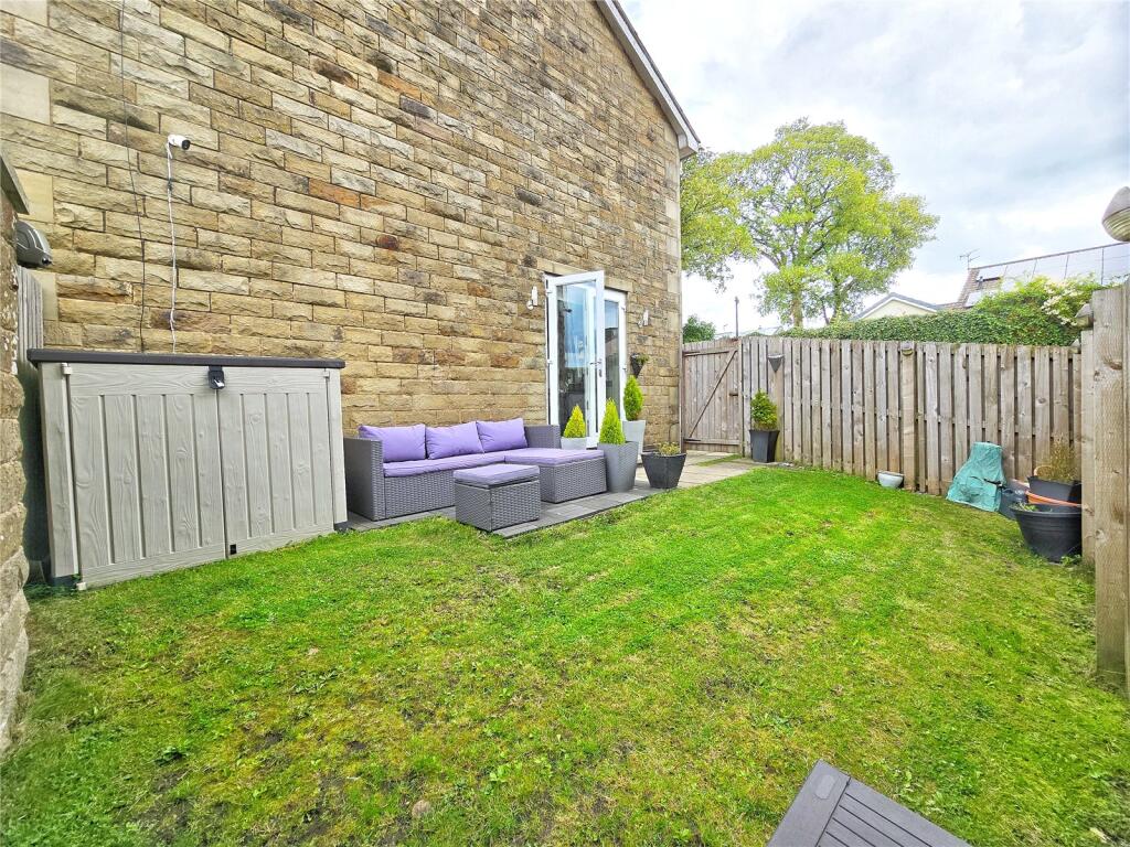 Patio &amp; Lawn Garden