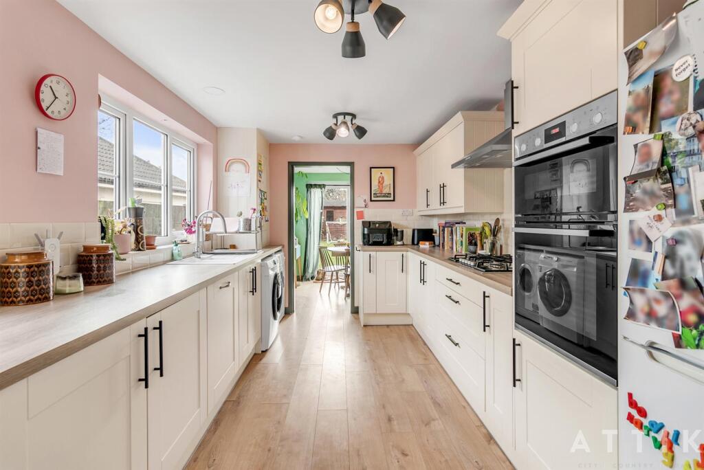 33 Southend Road Bungay NR35 1DN (7).jpg