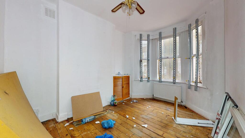 Ground Floor Flat, 79 Caulfield Road, East Ham, London, E6 2EL