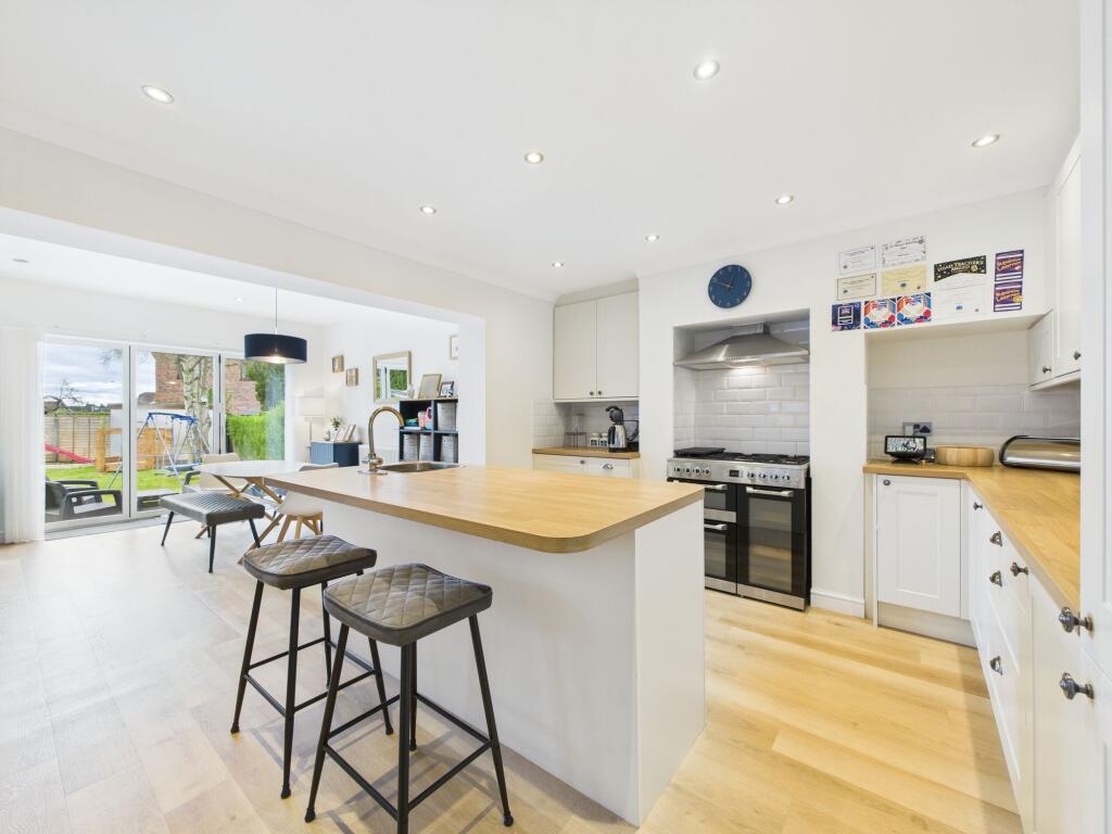 Entertaining Kitchen