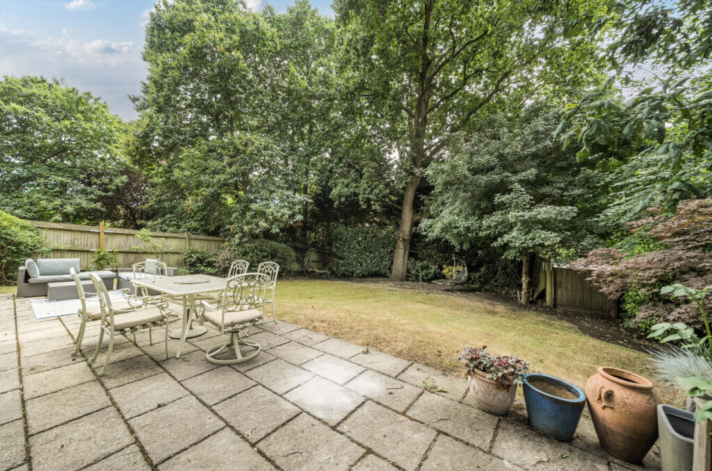 1310546-17-686bd6...