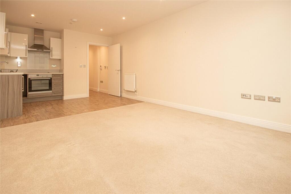 Living Room/Kitchen