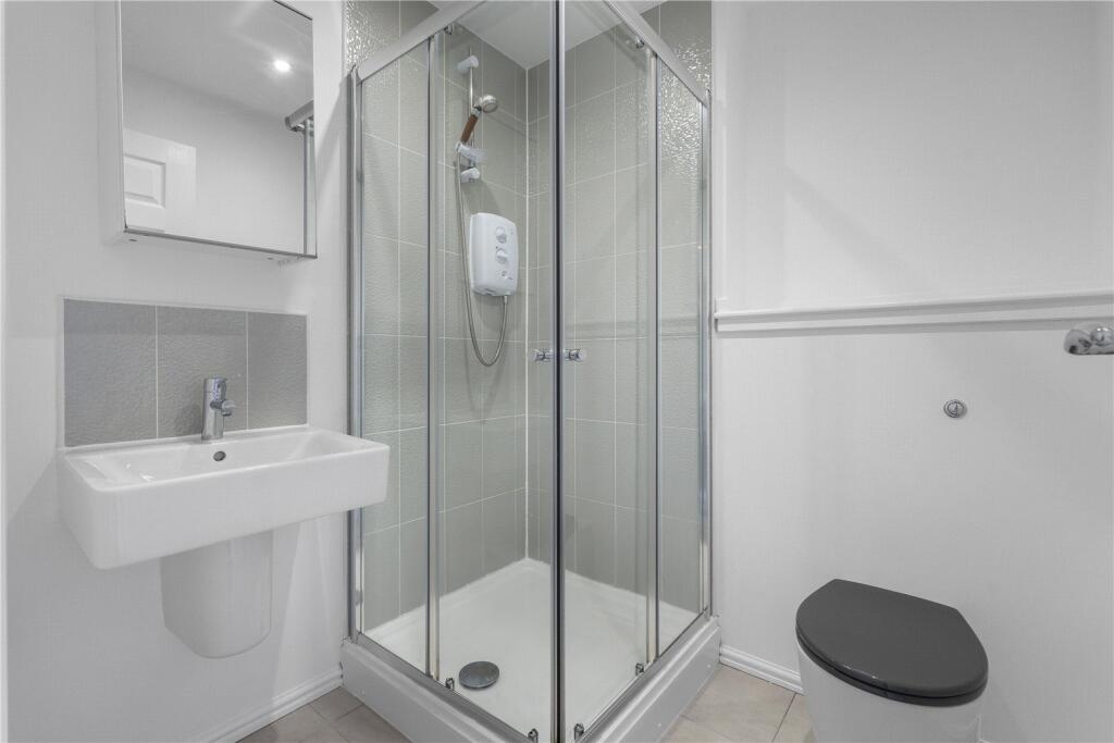 Arneil Place 7