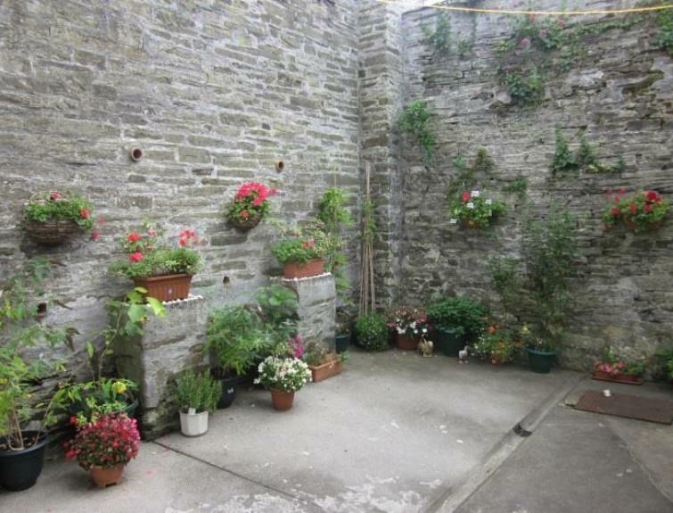 Courtyard.jpg