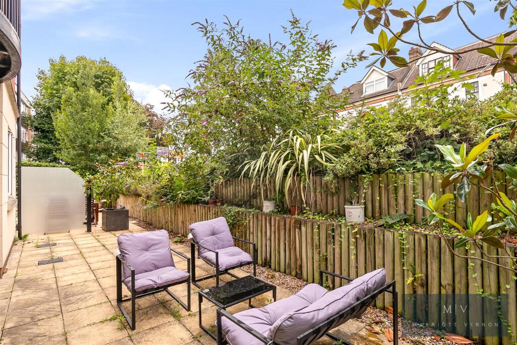 Flat 2, 28, Normanton Road MV-12.jpg