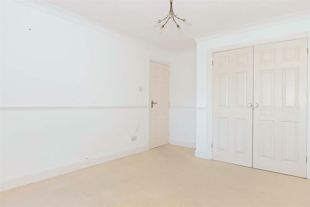 Queensborough Court_4.jpg