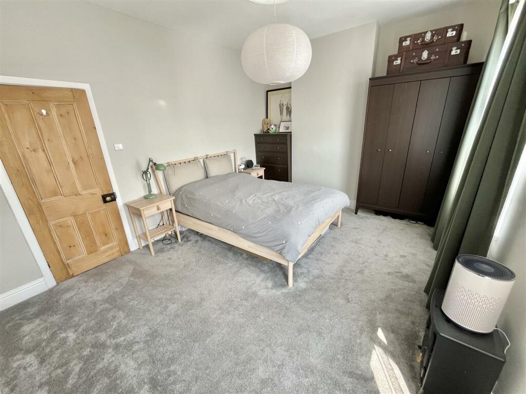 Bedroom 1 Aspect 2