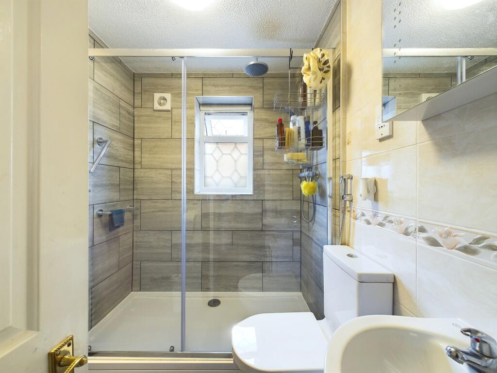 CAM03162G0-PR0152-STILL017