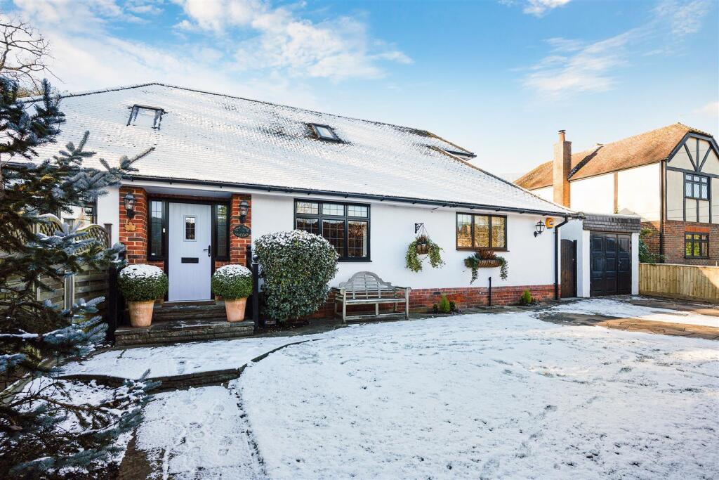 OAK TREE COTTAGE- (20).jpg
